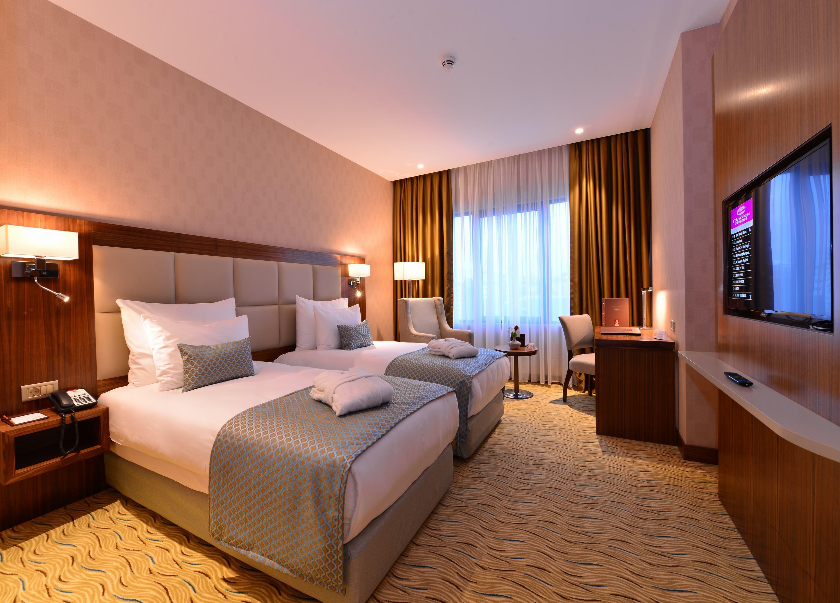 Clarion Hotel Istanbul Mahmutbey Exterior foto